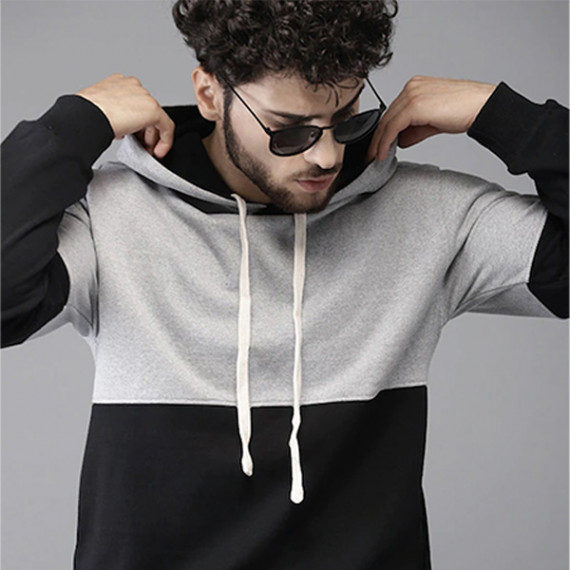 https://www.designerszone.in/vi/products/men-black-grey-colourblocked-hooded-sweatshirt