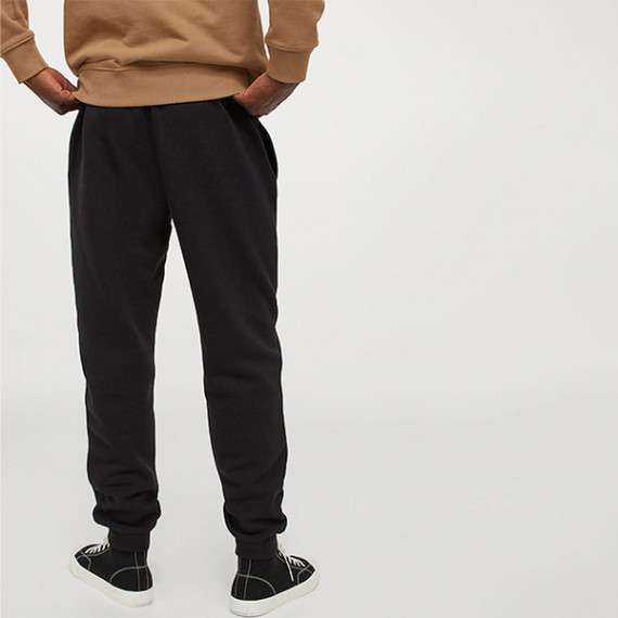 https://www.designerszone.in/vi/products/men-black-regular-fit-joggers