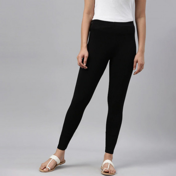 https://www.designerszone.in/products/women-black-solid-ankle-length-leggings