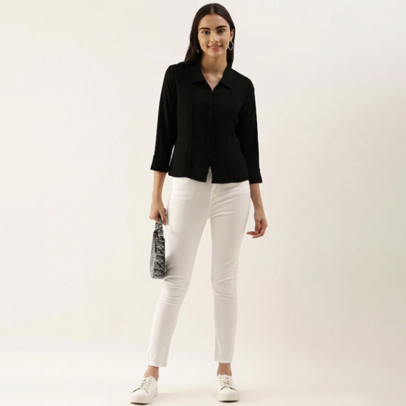 https://www.designerszone.in/vi/products/black-solid-shirt-style-top