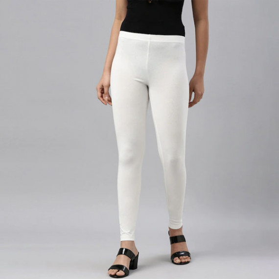 https://www.designerszone.in/vi/products/women-cream-coloured-solid-ankle-length-leggings
