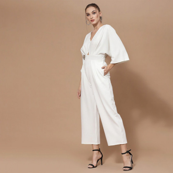 https://www.designerszone.in/vi/products/women-white-basic-jumpsuit