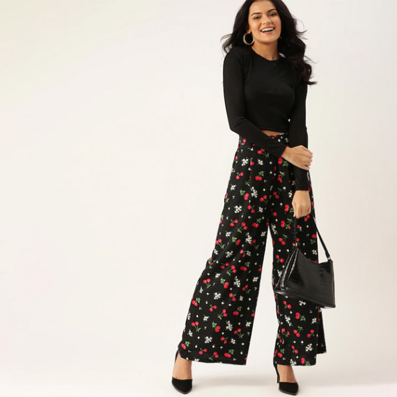 https://www.designerszone.in/vi/products/women-black-red-cherry-print-wide-leg-palazzos