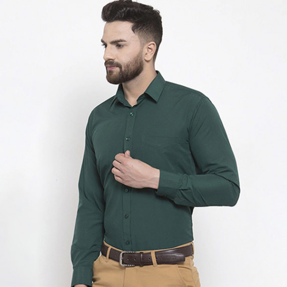 https://www.designerszone.in/vi/products/men-green-slim-fit-solid-formal-shirt