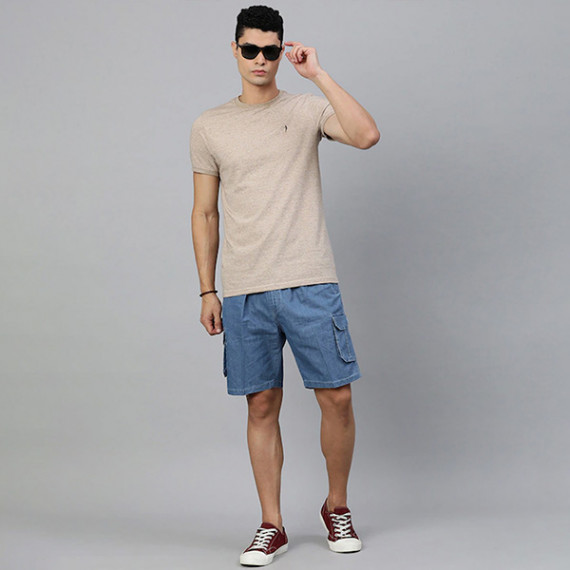 https://www.designerszone.in/vi/products/men-blue-solid-pure-cotton-denim-cargo-shorts