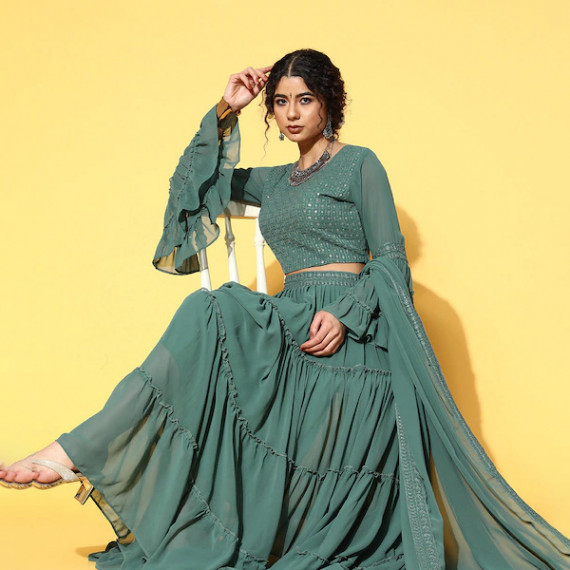 https://www.designerszone.in/vi/products/gorgeous-green-embroidered-ready-to-wear-lehenga-choli-with-dupatta
