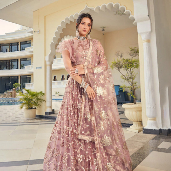 https://www.designerszone.in/vi/products/peach-coloured-gold-toned-embellished-sequinned-semi-stitched-lehenga-unstitched-blouse-with