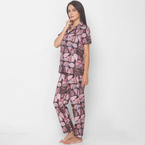 https://www.designerszone.in/vi/products/women-black-abstract-printed-nightwear