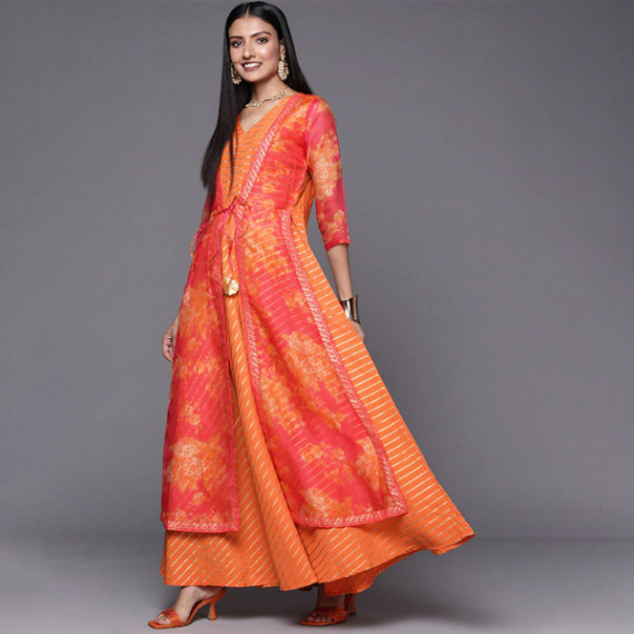 https://www.designerszone.in/vi/products/orange-striped-ethnic-maxi-dress